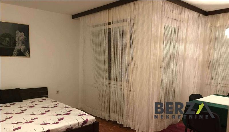 izdavanje - NOVI SAD - BULEVAR - 9103043
