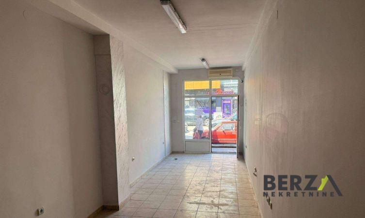 izdavanje - NOVI SAD - CENTAR - 9104582