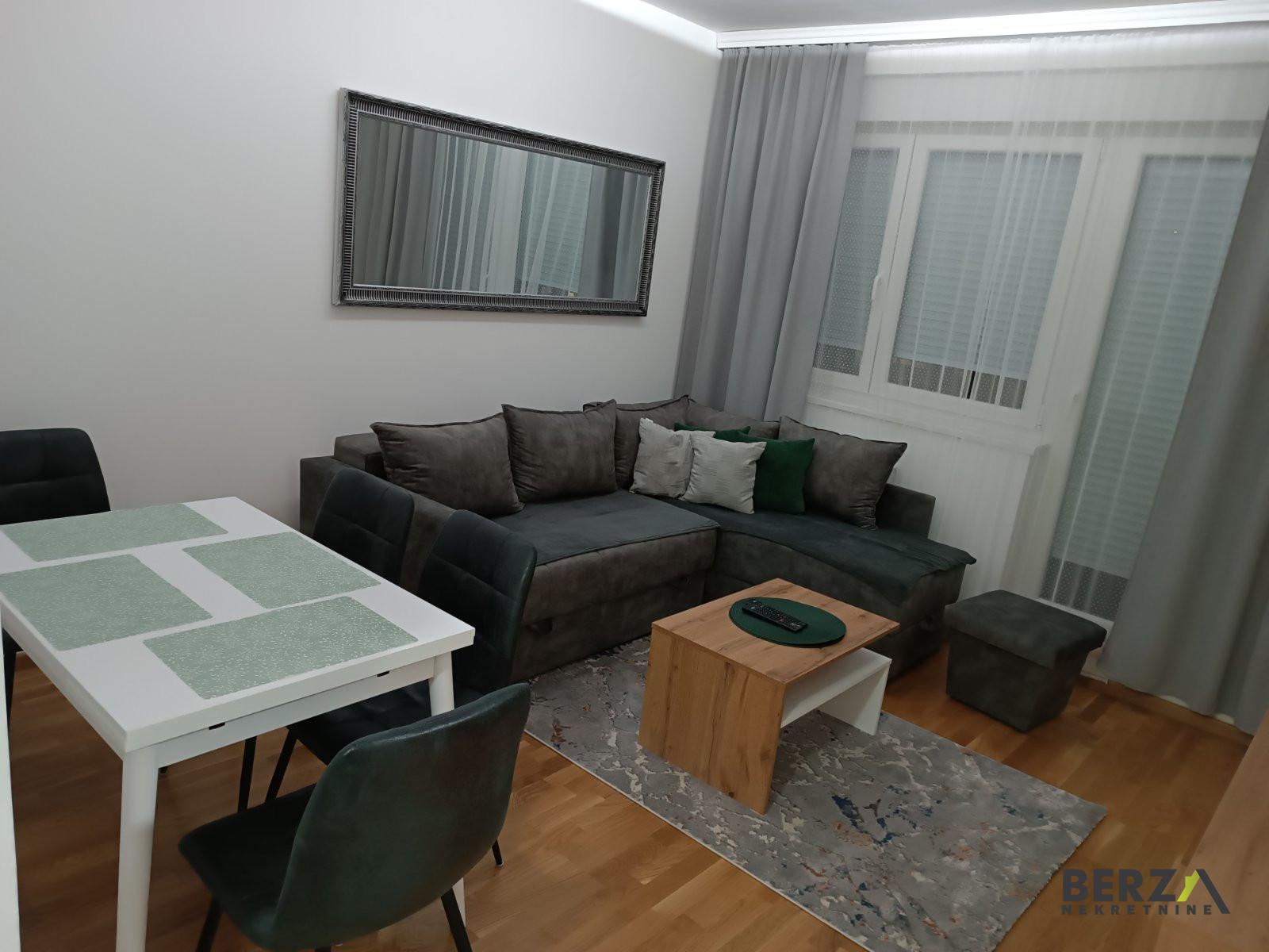 izdavanje - NOVI SAD - JUGOVIĆEVO - 9104941