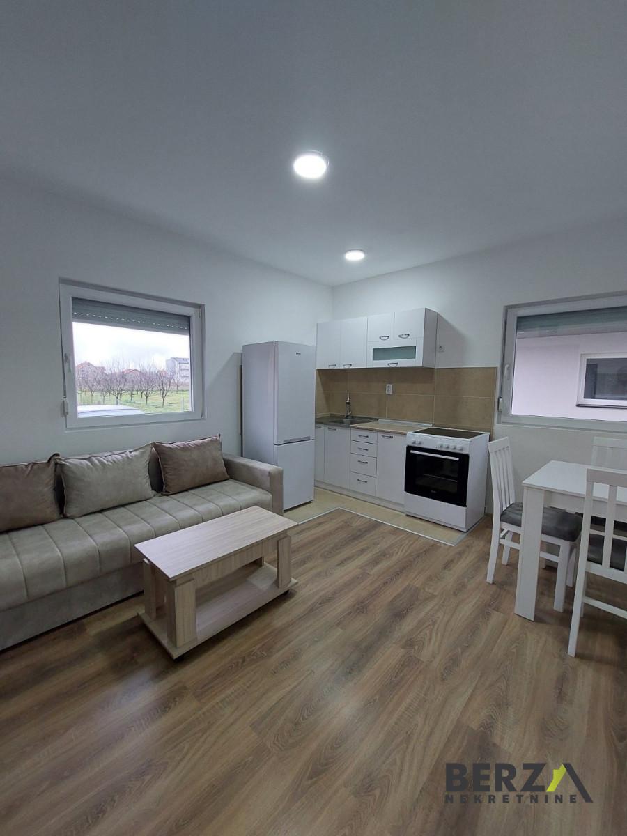 izdavanje - NOVI SAD - ADICE - 9105116