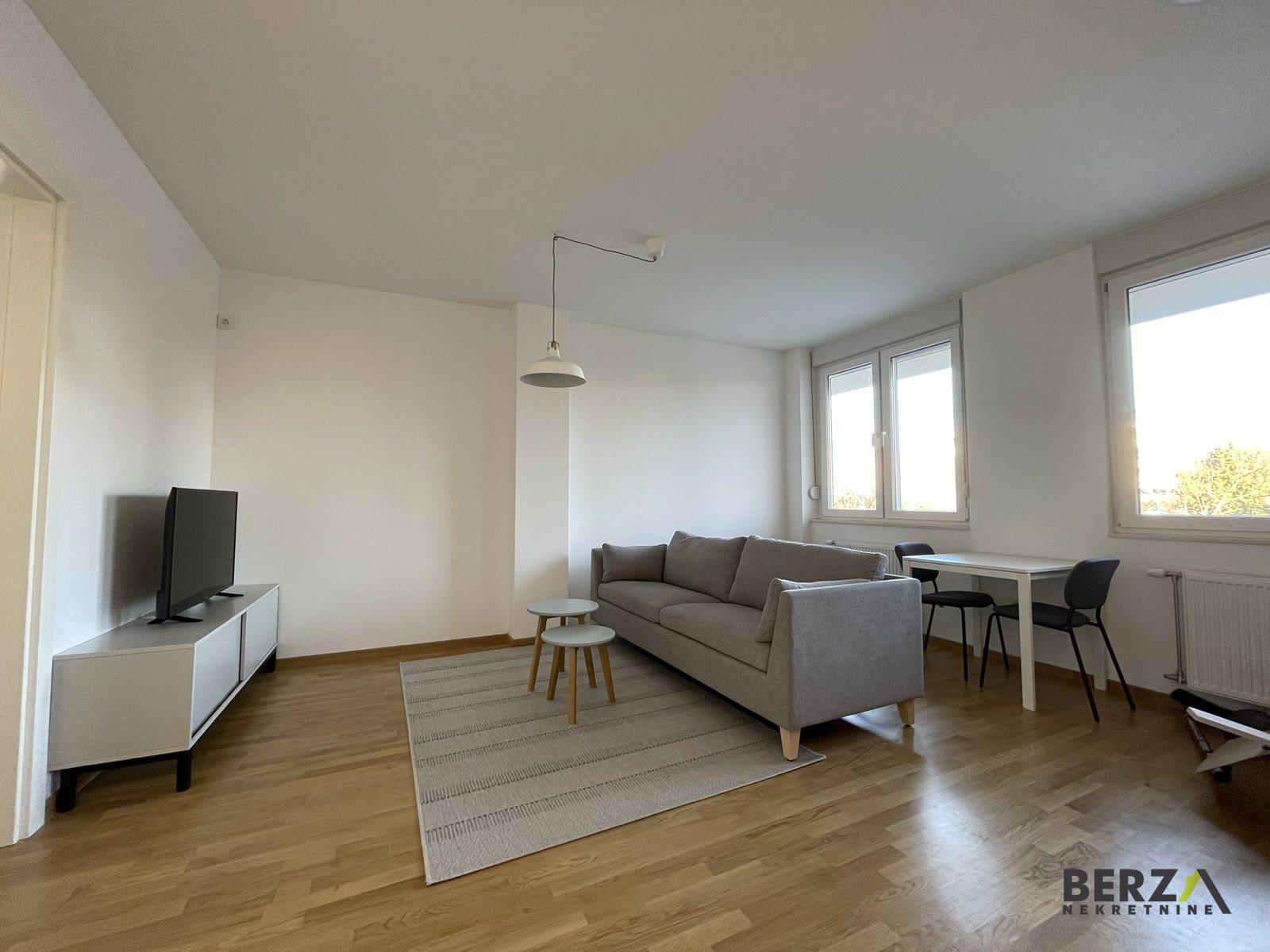 izdavanje - NOVI SAD - TELEP - 9105146