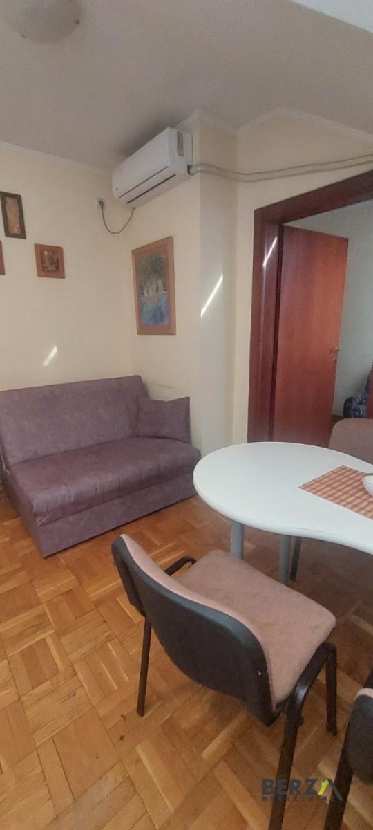 izdavanje - NOVI SAD - FUTOŠKA - 9106948