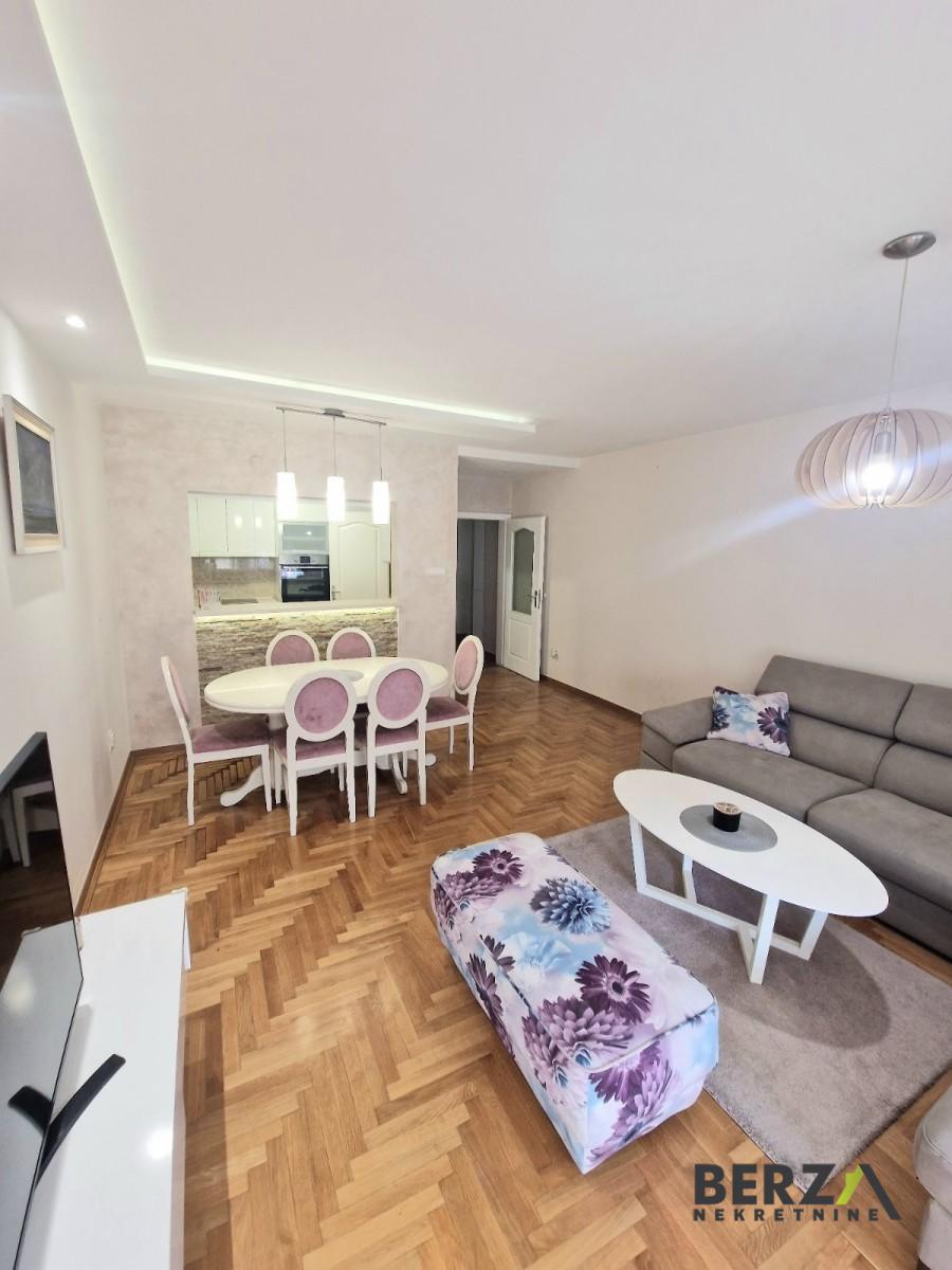 izdavanje - NOVI SAD - CARA DUŠANA - 9107222