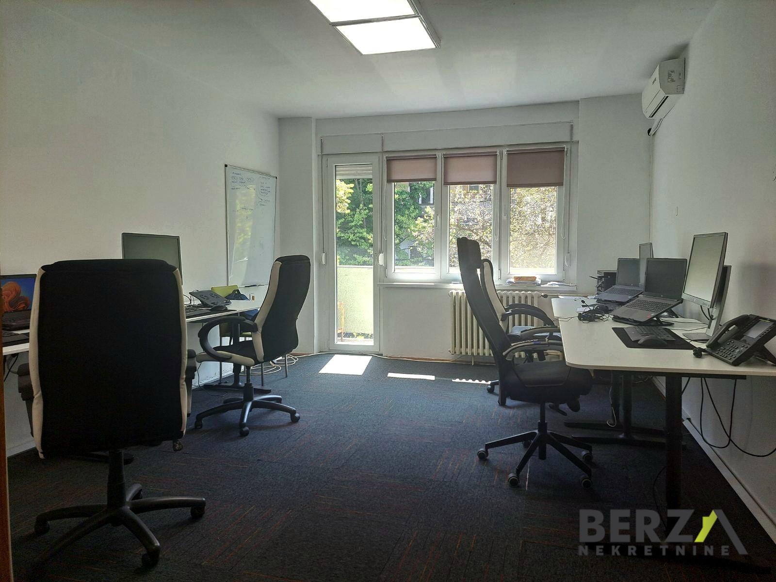 izdavanje - NOVI SAD - CENTAR - 9107277