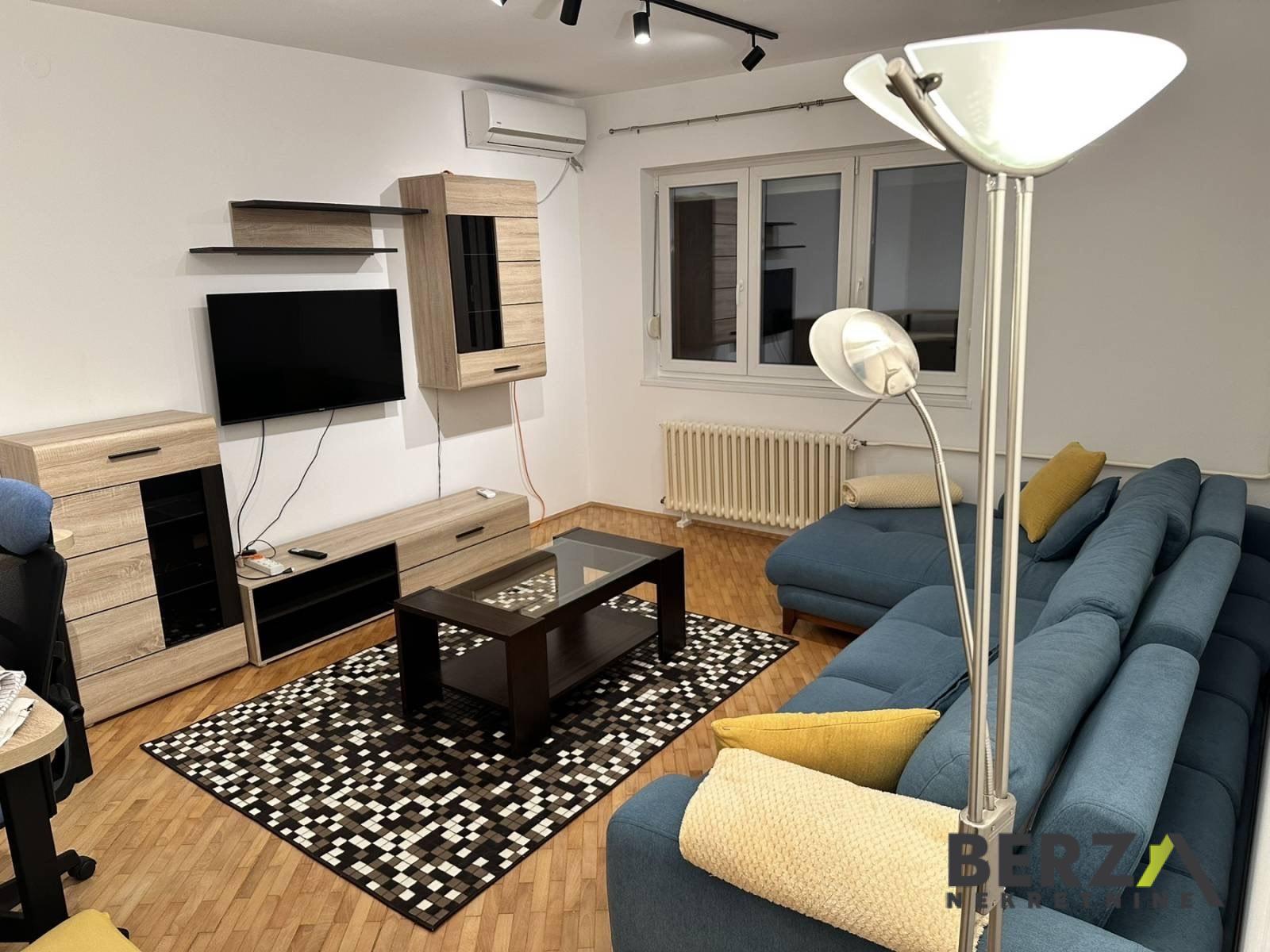 izdavanje - NOVI SAD - CENTAR - 9107787