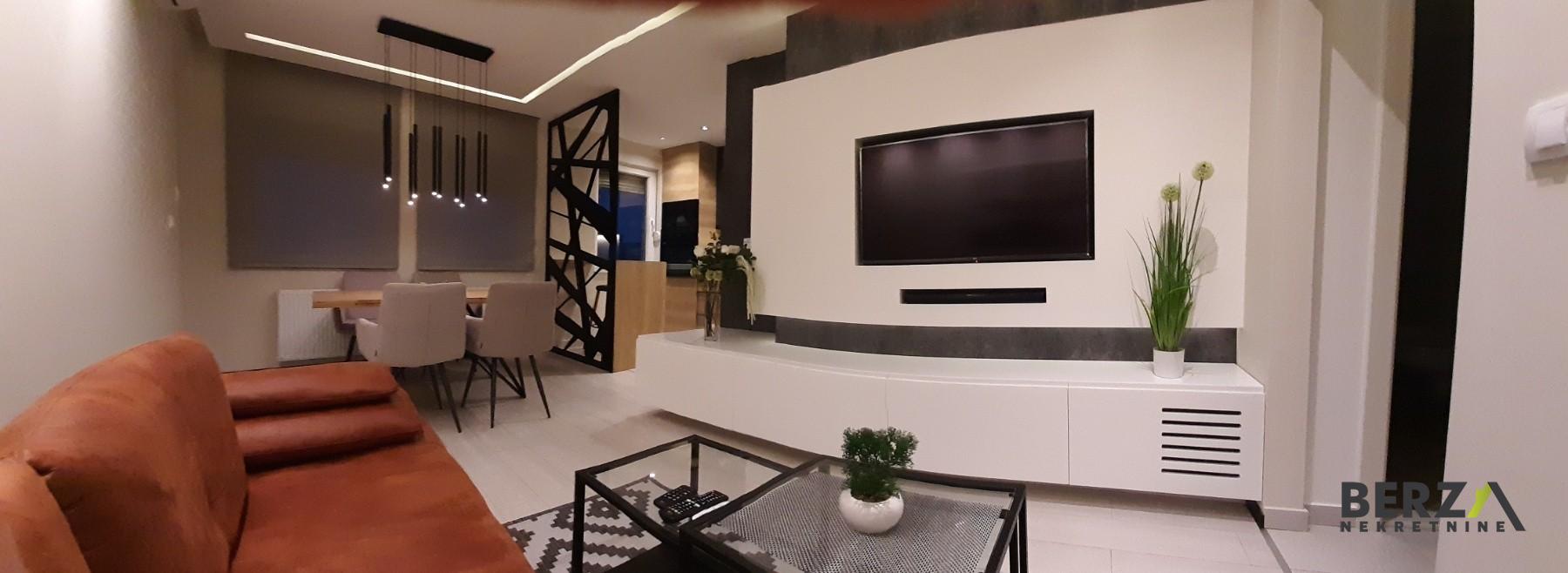 izdavanje - NOVI SAD - ROTKVARIJA - 9108697