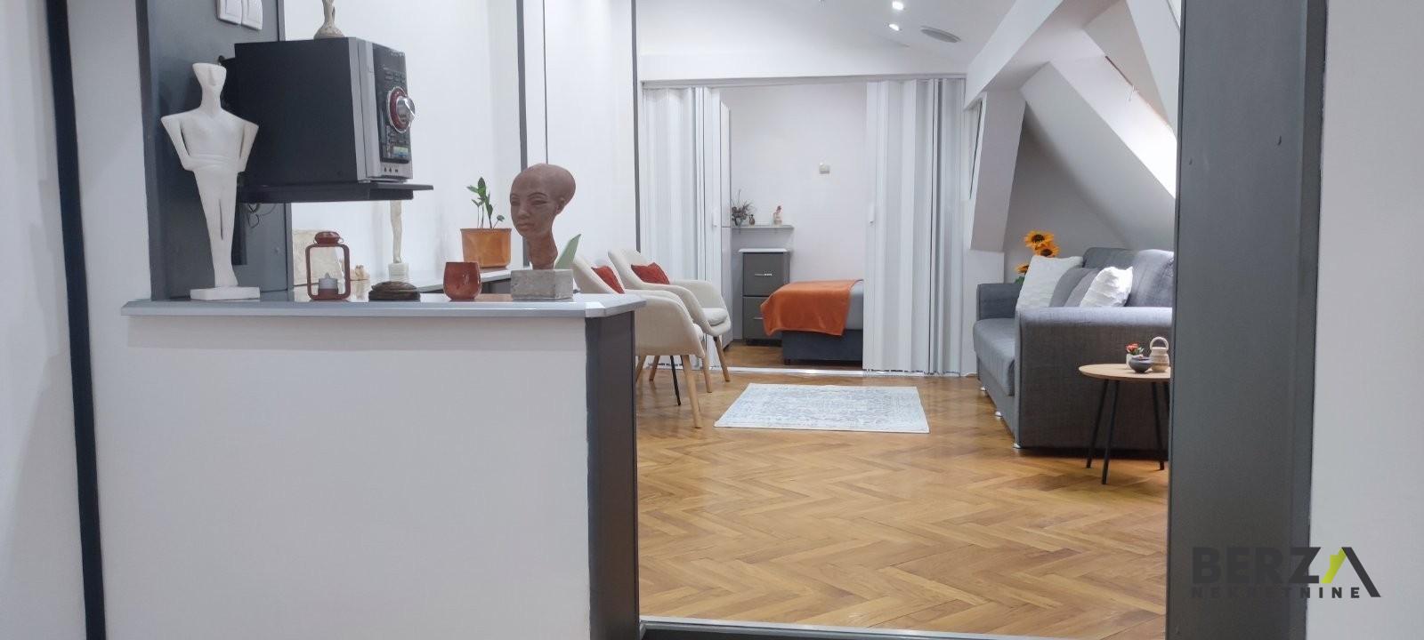 izdavanje - NOVI SAD - CENTAR - 9108940