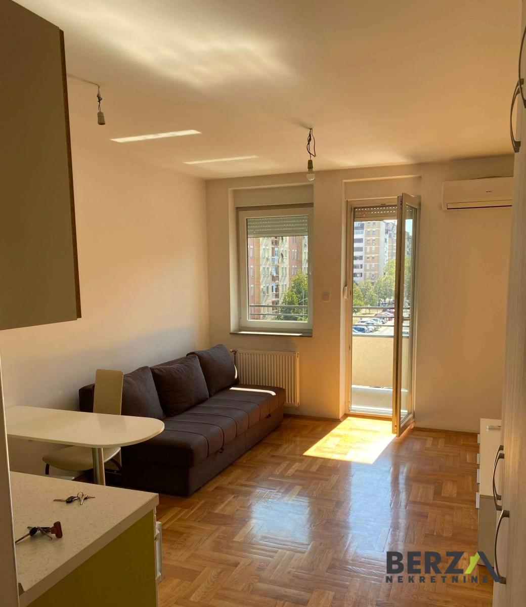 izdavanje - NOVI SAD - NOVA DETELINARA - 9109153