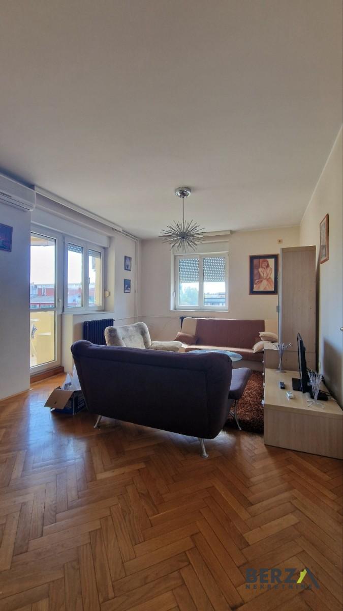 izdavanje - NOVI SAD - CENTAR - 9109155