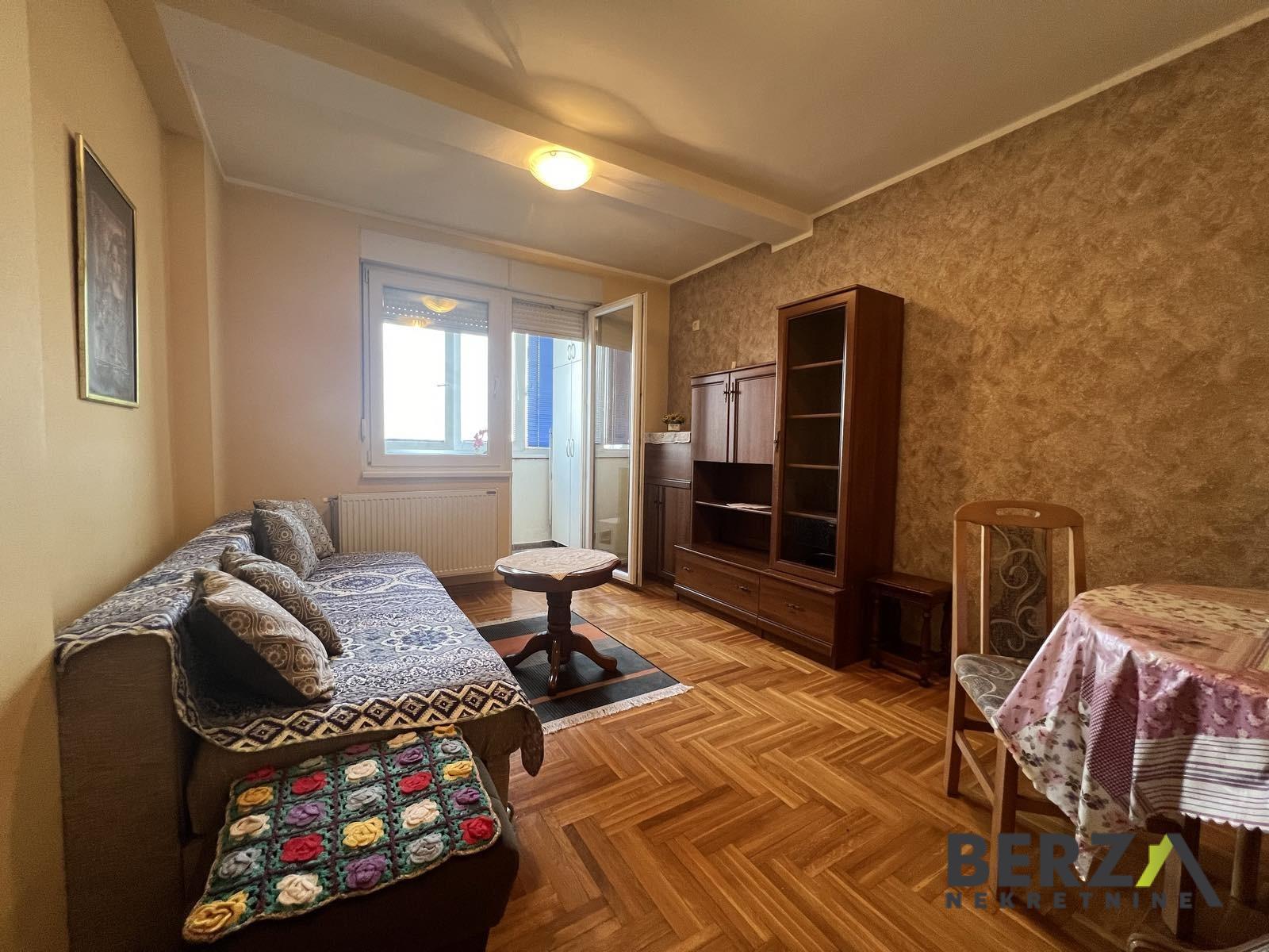 izdavanje - NOVI SAD - BULEVAR PATRIJARHA PAVLA - 9109205