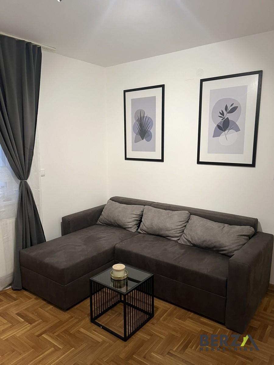 izdavanje - NOVI SAD - BULEVAR PATRIJARHA PAVLA - 9109265