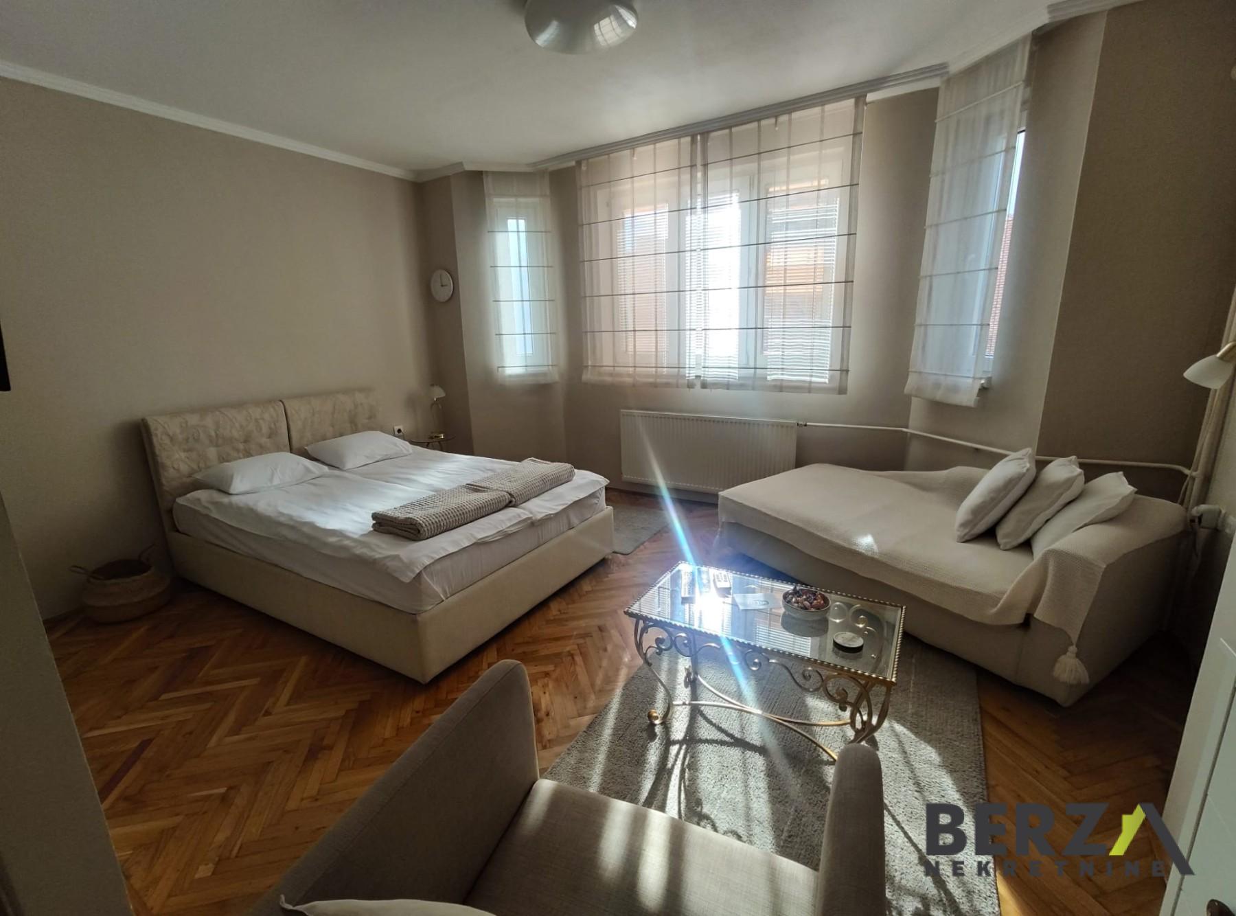 izdavanje - NOVI SAD - CENTAR - 9109440