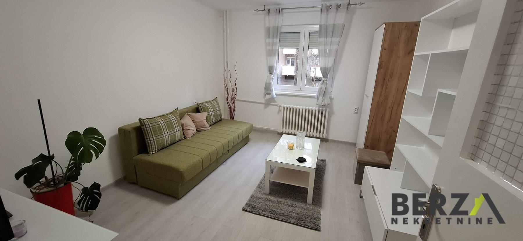 izdavanje - NOVI SAD - STANICA - 9109629