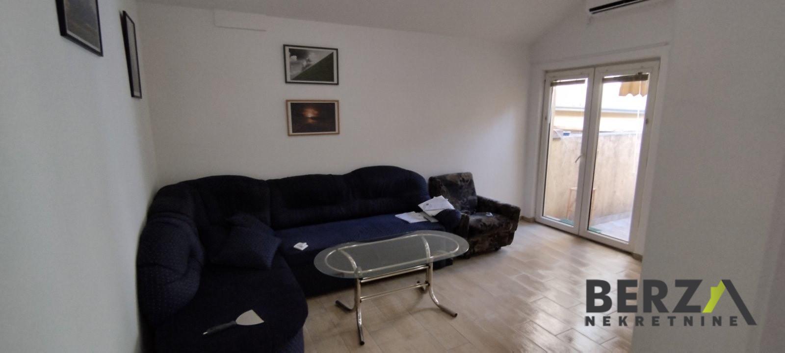 izdavanje - NOVI SAD - GRBAVICA - 9109936