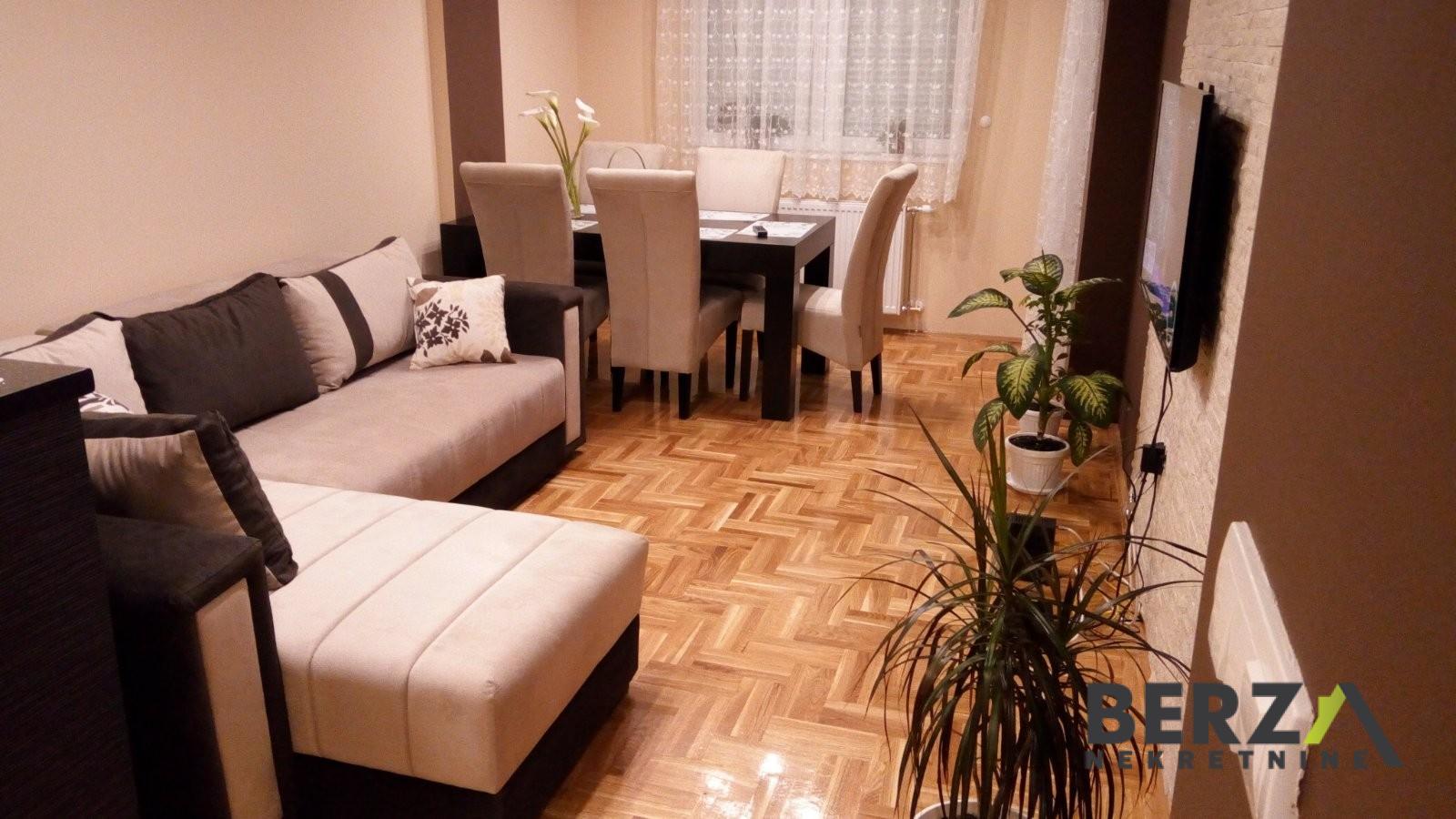 izdavanje - NOVI SAD - NOVA DETELINARA - 9110029