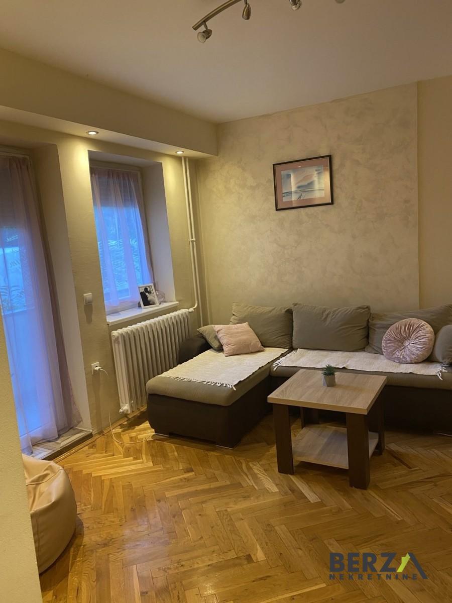 izdavanje - NOVI SAD - SOCIJALNO - 9110349