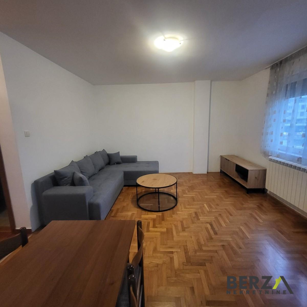 izdavanje - NOVI SAD - BULEVAR EVROPE - 9110363