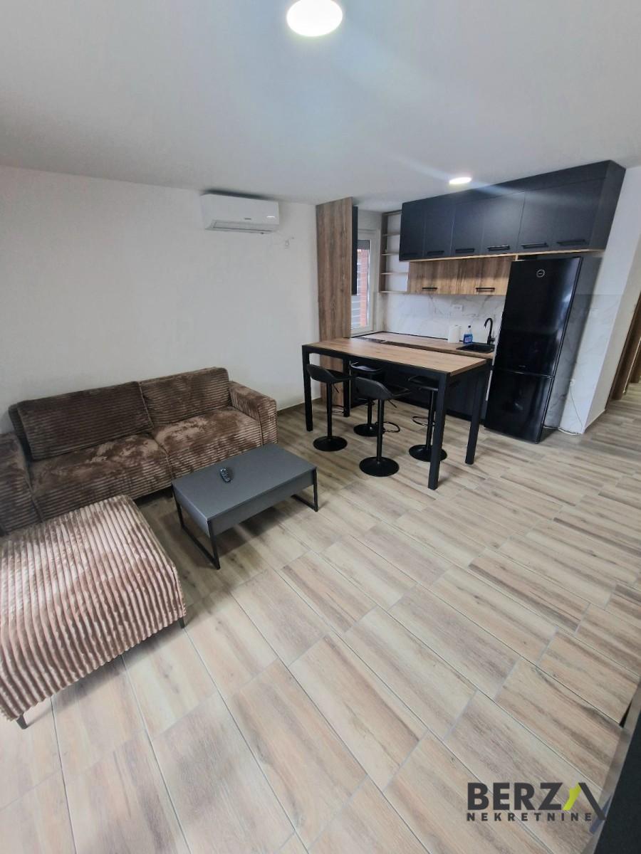 izdavanje - NOVI SAD - ADICE - 9110440