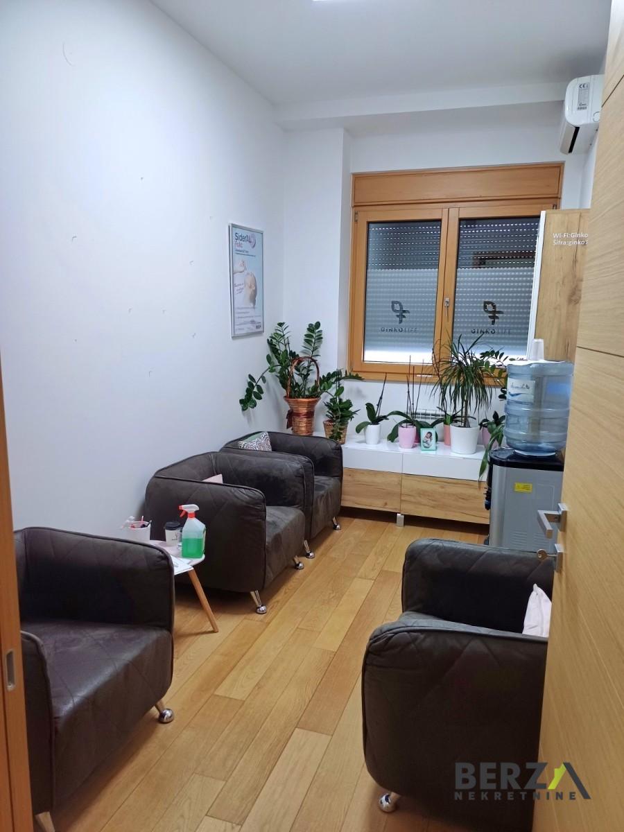 izdavanje - NOVI SAD - CENTAR - 9110520