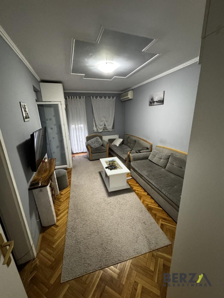 izdavanje - NOVI SAD - BULEVAR - 9110567