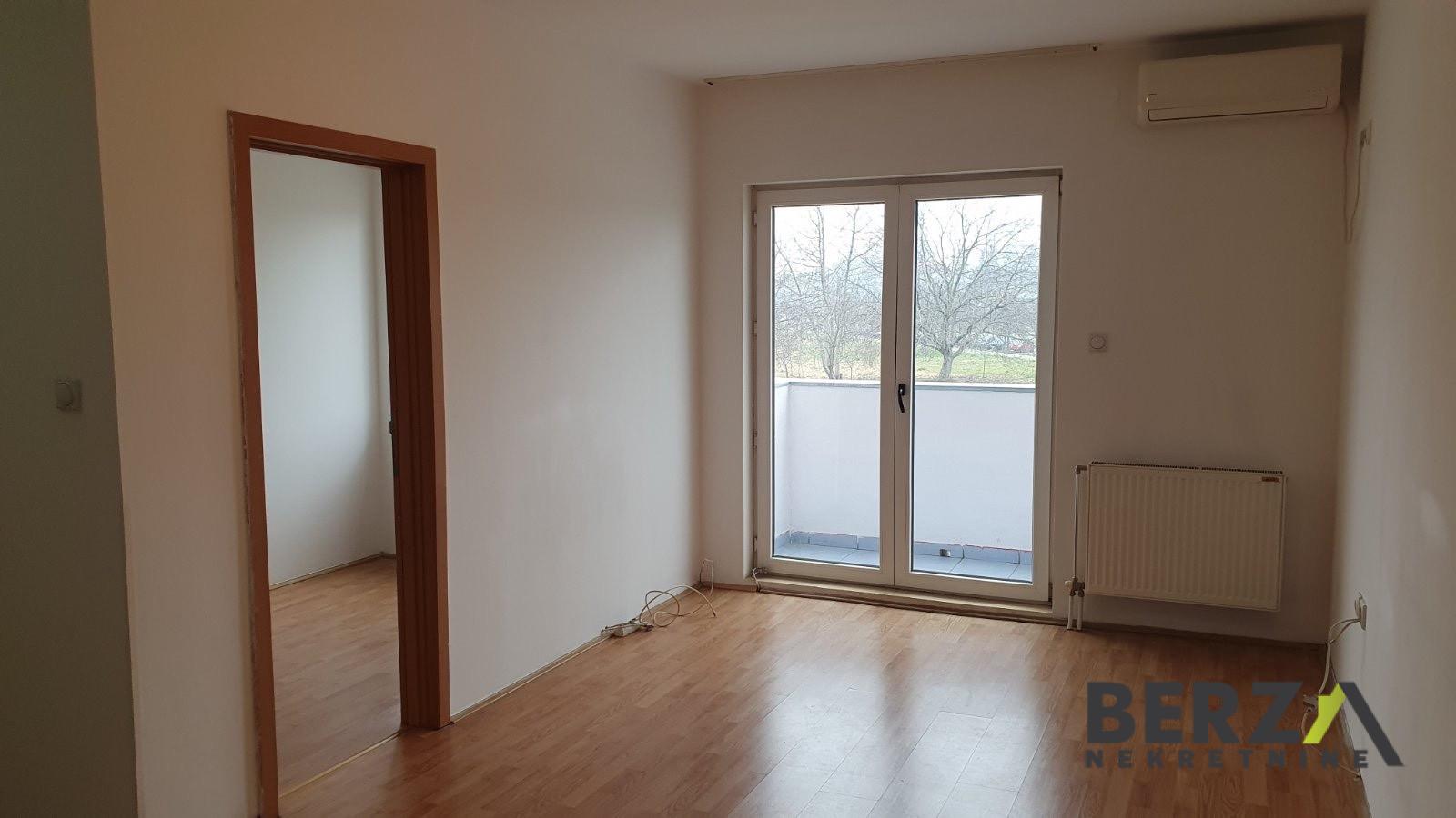 izdavanje - NOVI SAD - BULEVAR PATRIJARHA PAVLA - 9110580