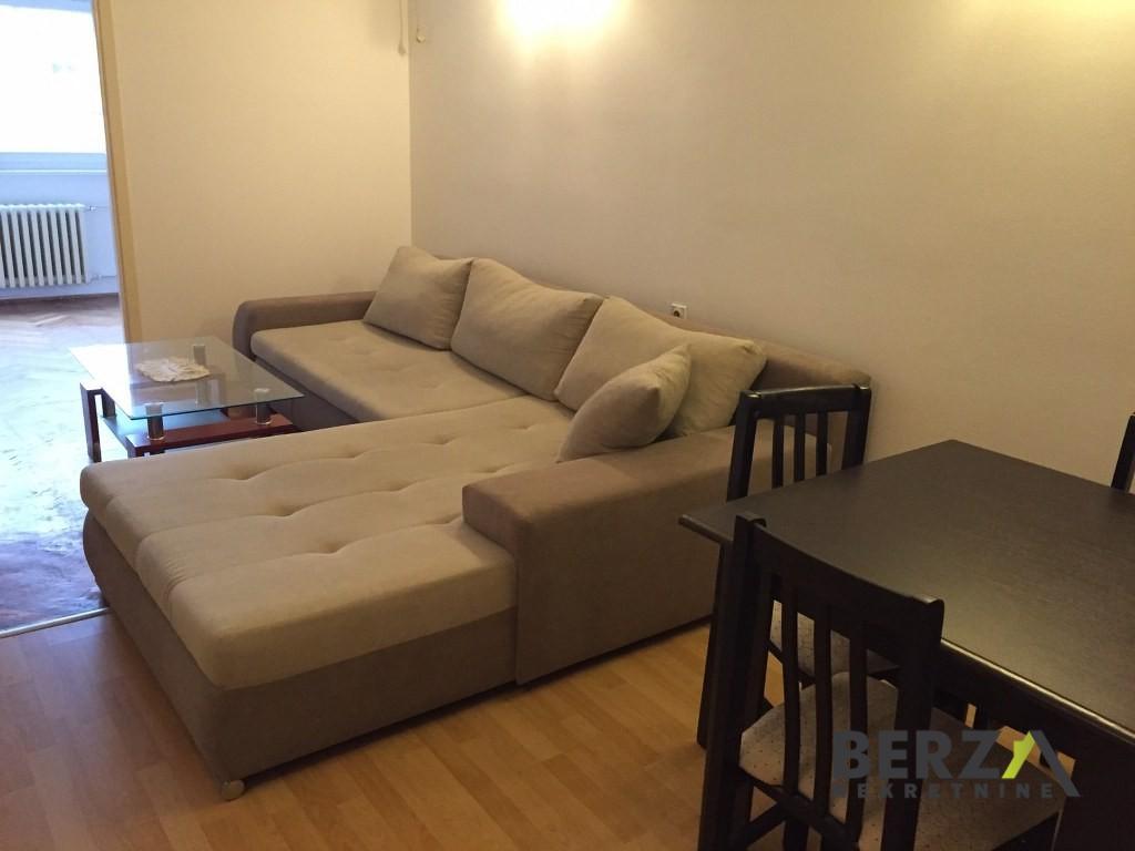 izdavanje - NOVI SAD - SAJAM - 9110668