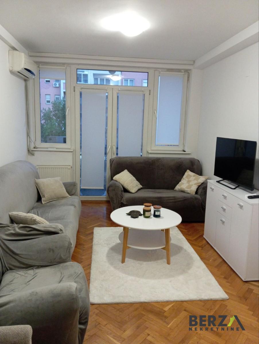 izdavanje - NOVI SAD - NOVA DETELINARA - 9110756