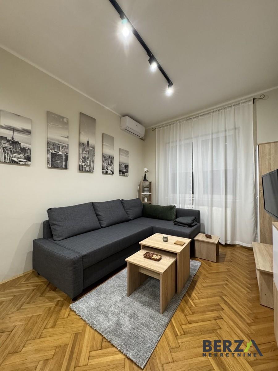 izdavanje - NOVI SAD - CENTAR - 9110762