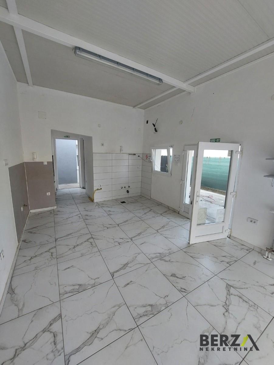 izdavanje - NOVI SAD - SOMBORSKI BULEVAR - 9110792