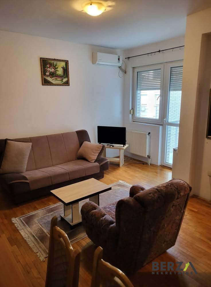 izdavanje - NOVI SAD - GRBAVICA - 9110869