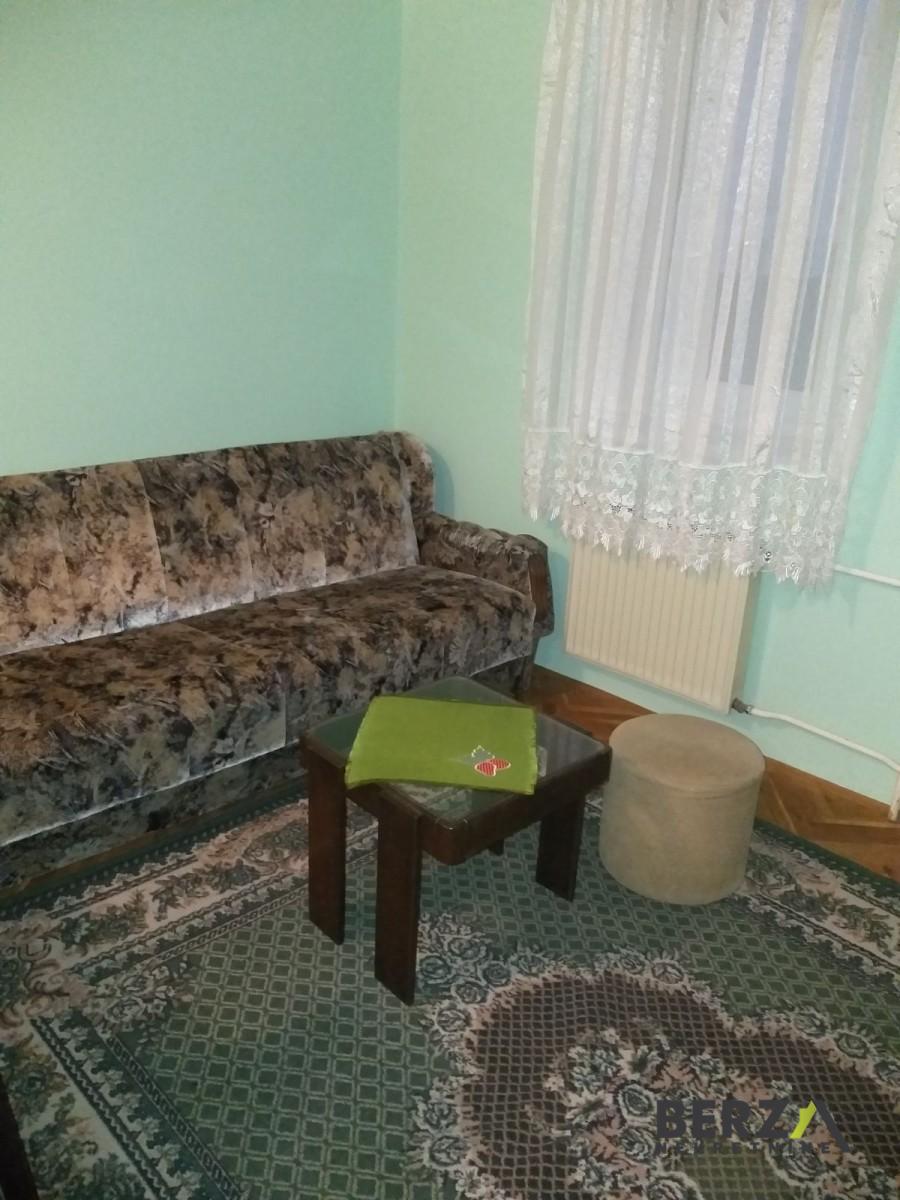 izdavanje - NOVI SAD - ROTKVARIJA - 9111109