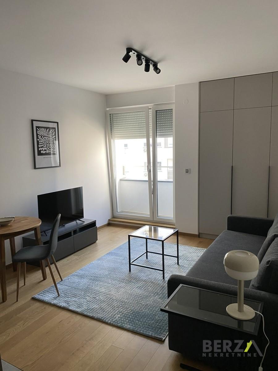 izdavanje - NOVI SAD - BULEVAR EVROPE - 9111477