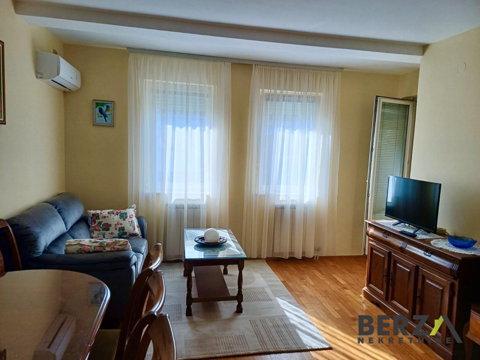 izdavanje - NOVI SAD - SAJAM - 9111644