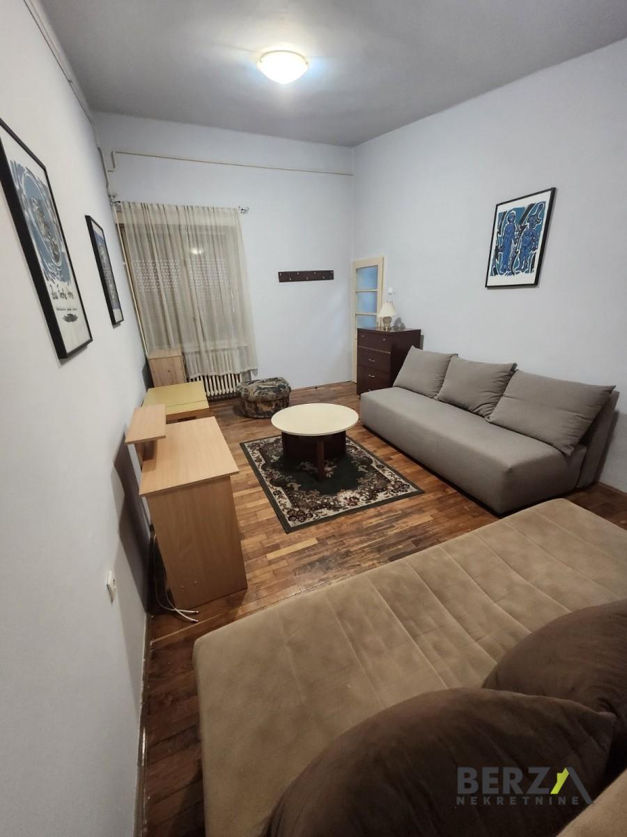 izdavanje - NOVI SAD - KEJ - 9111801