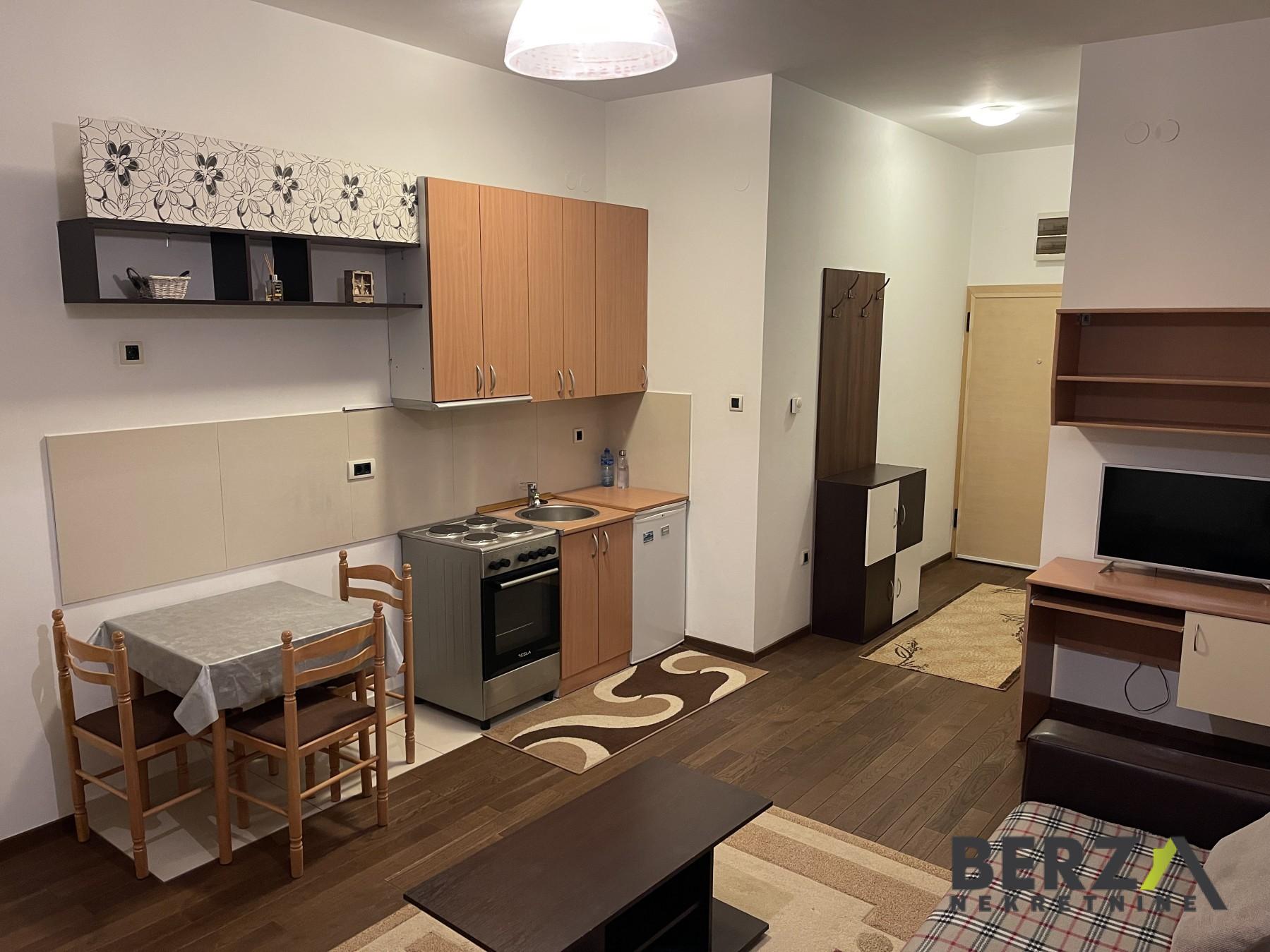 izdavanje - NOVI SAD - BULEVAR EVROPE - 9111802