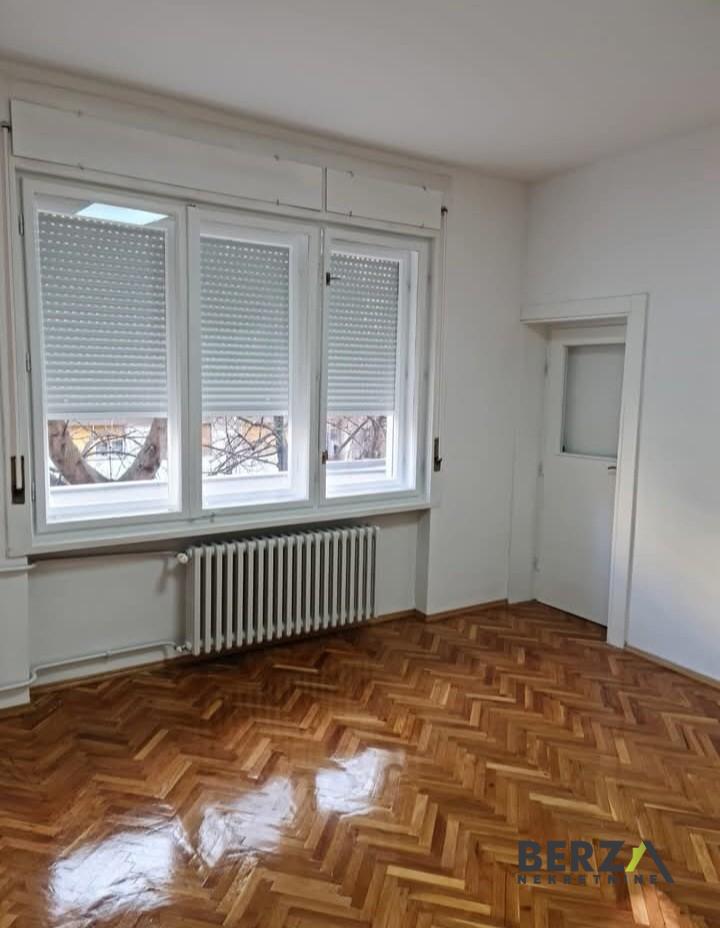 izdavanje - NOVI SAD - CENTAR - 9111816