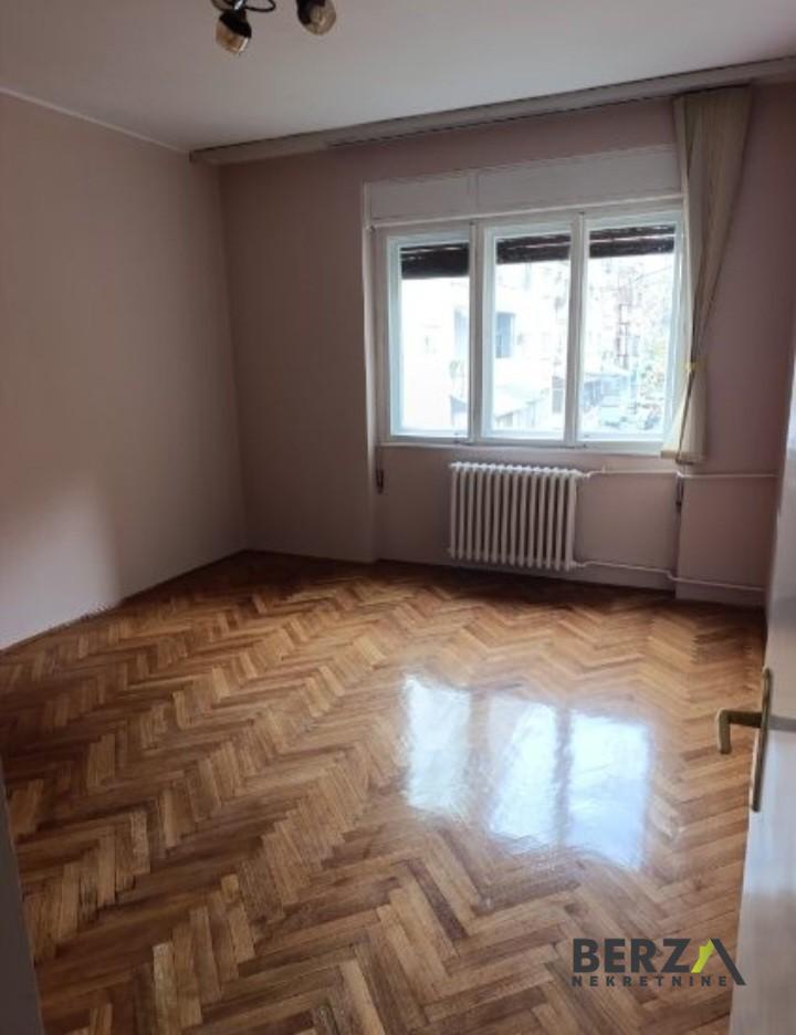 izdavanje - NOVI SAD - CENTAR - 9111837