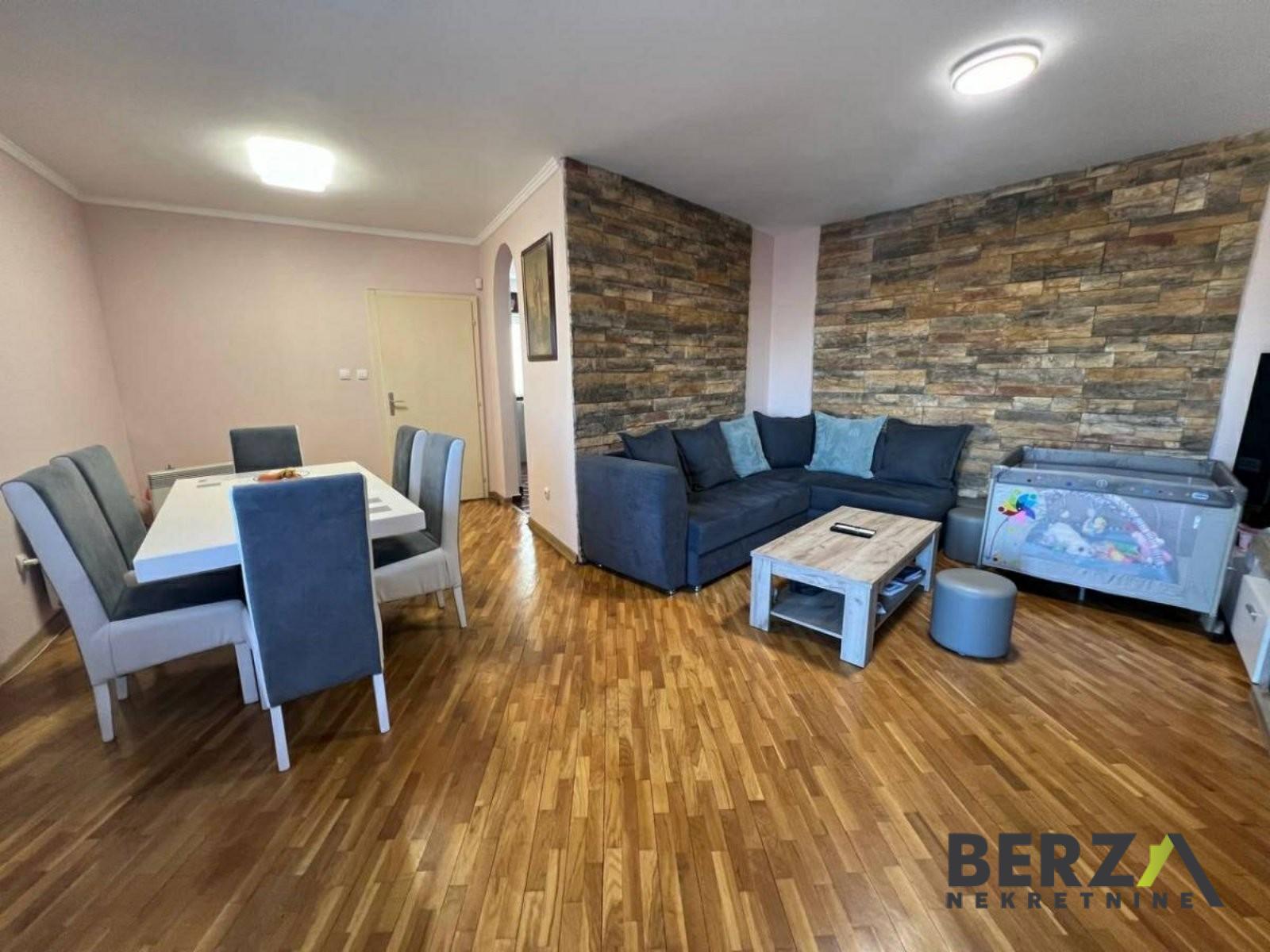 stan NOVI SAD - SALAJKA - 1007426