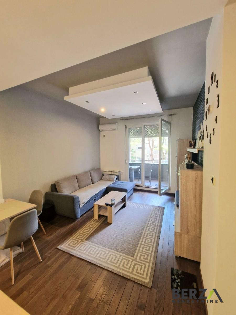 stan NOVI SAD - BULEVAR EVROPE - 1007481