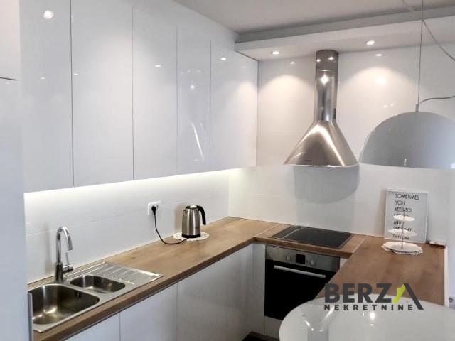 stan NOVI SAD - DETELINARA - 1007515