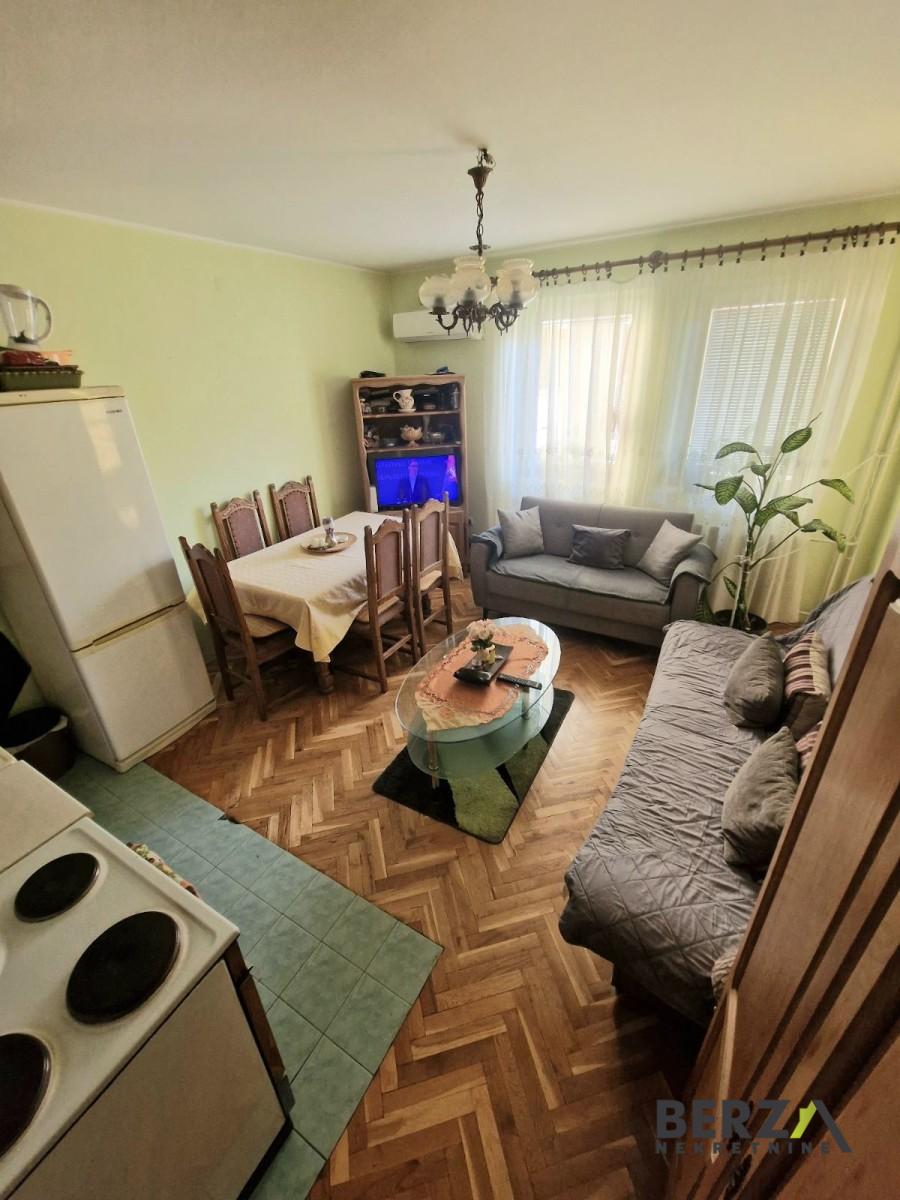 stan NOVI SAD - SOCIJALNO - 1007687