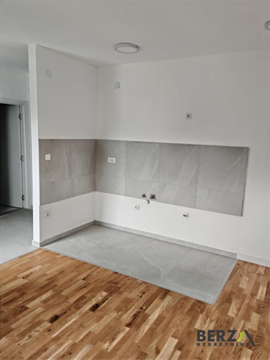 stan NOVI SAD - GRBAVICA - 1007689