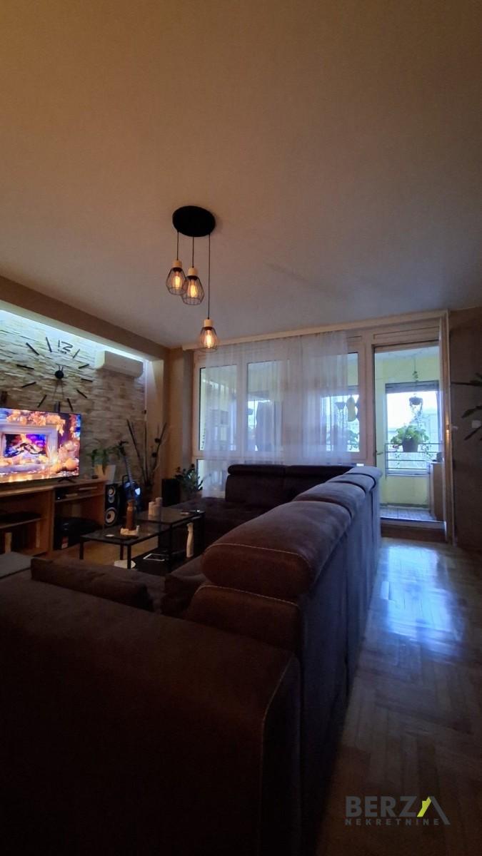 stan NOVI SAD - JUGOVIĆEVO - 1007714